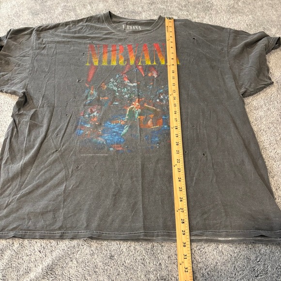 Nirvana Distressed Graphic T Shirt Mens 3XL Y2K Rock Gray Short Sleeve 19356 - Picture 8 of 10